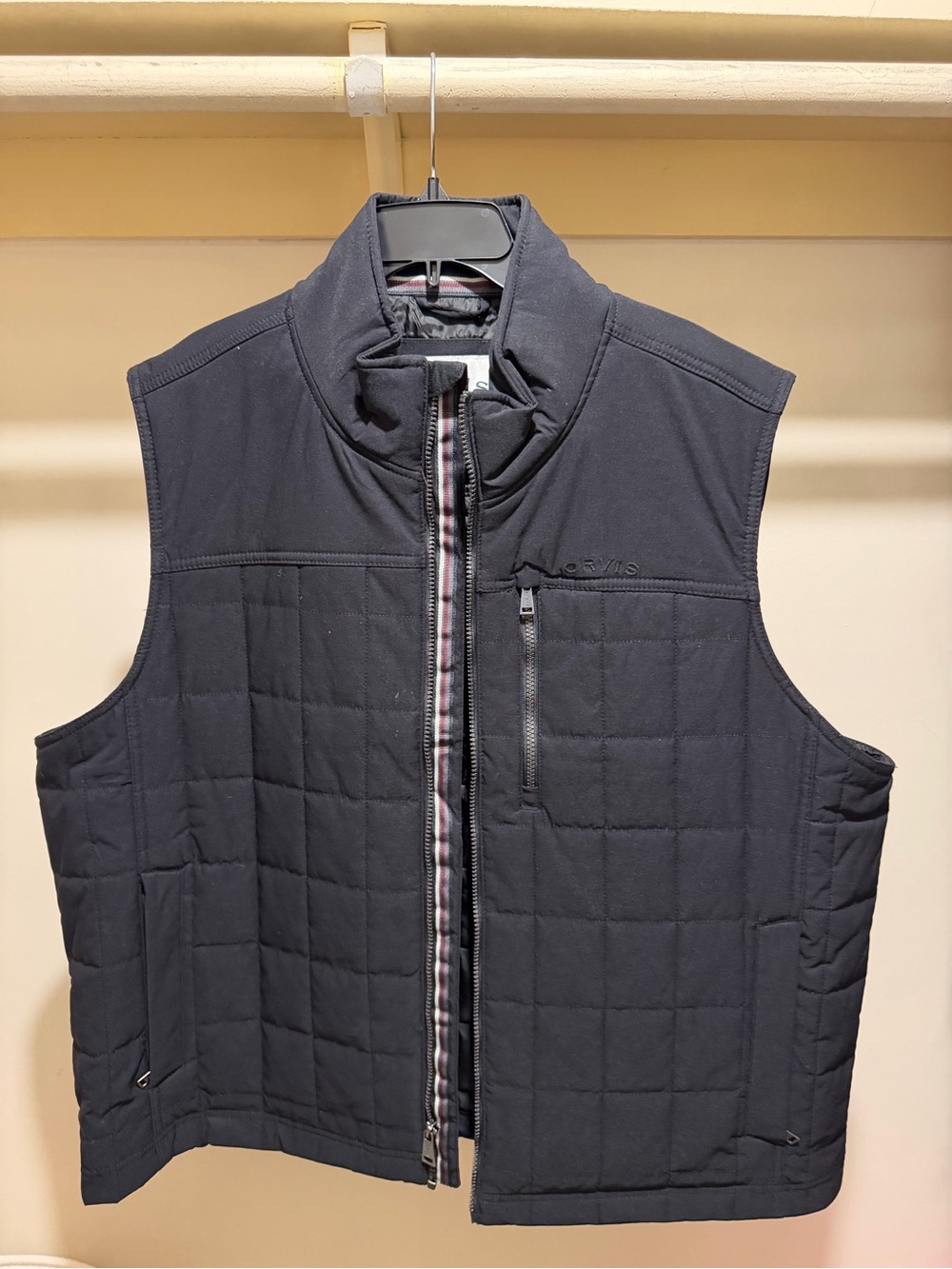 Orvis Quilted Insulated Vest - Black